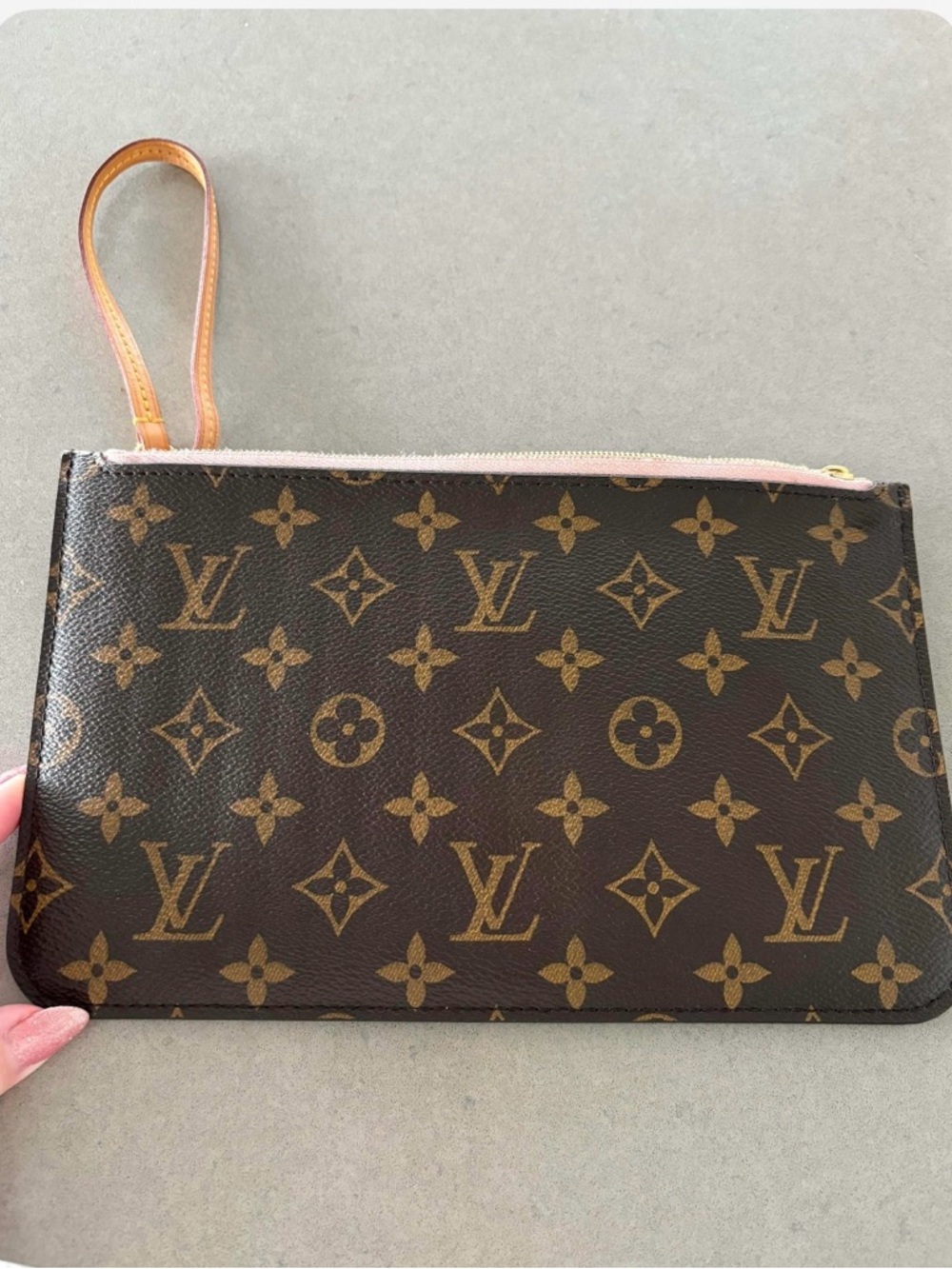 LV Monogram pouch. Authenticated.